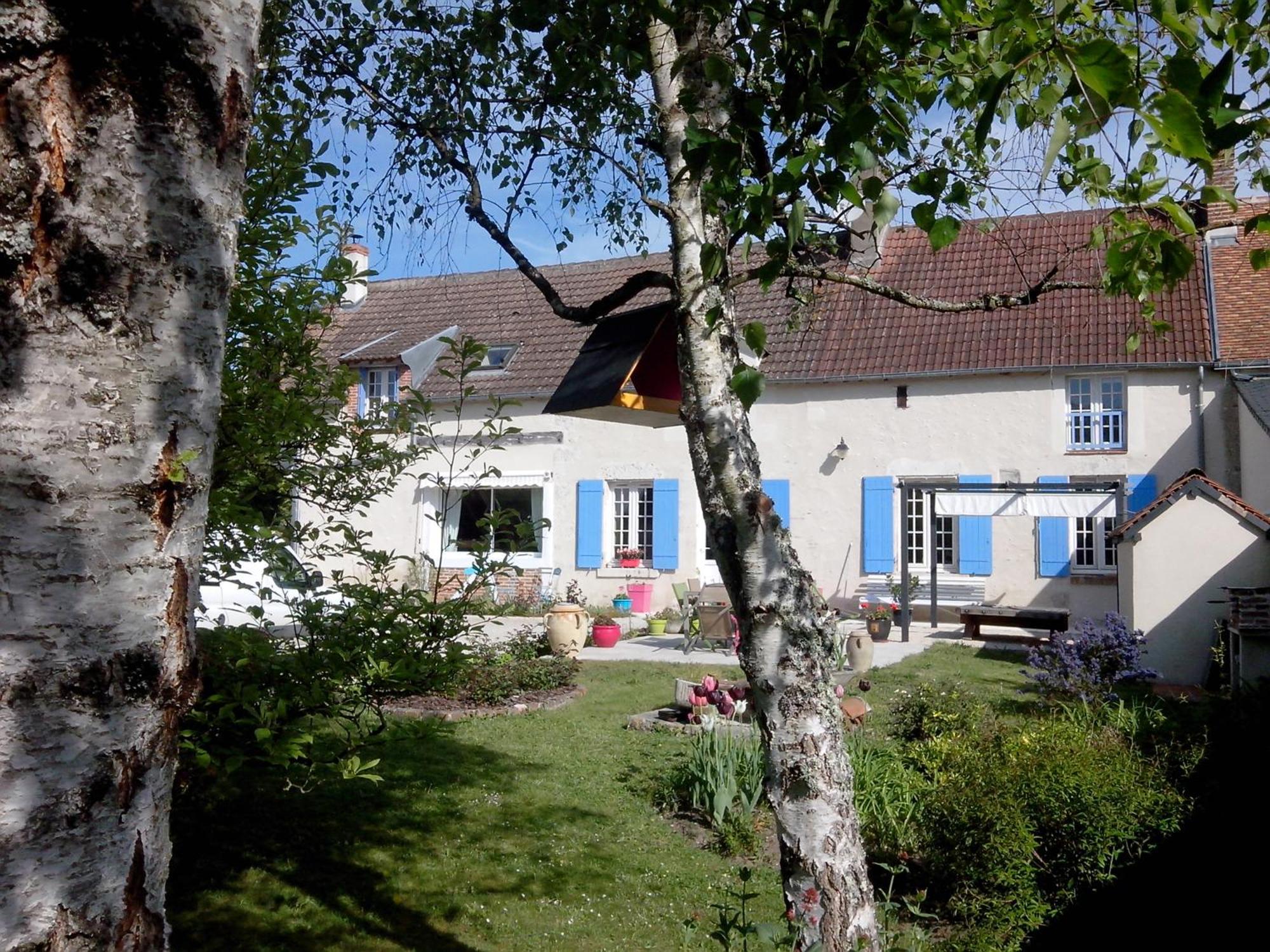 Les Hirondelles Bed & Breakfast Onzain Exterior foto
