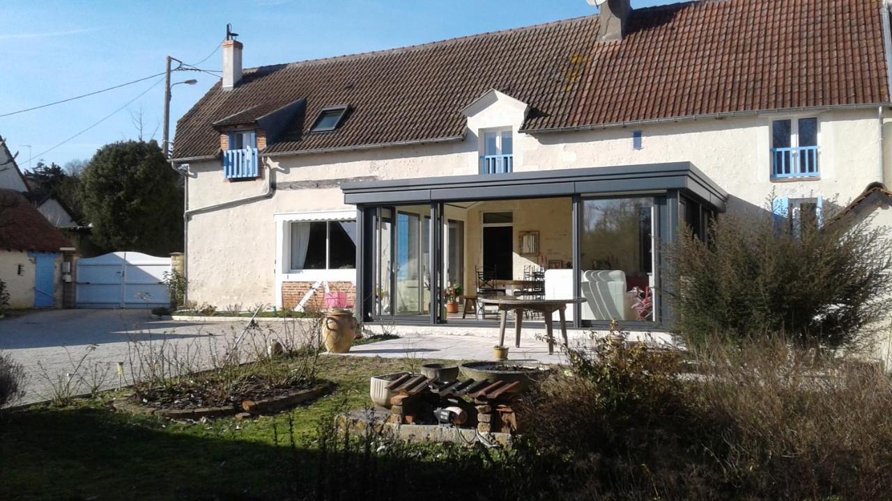 Les Hirondelles Bed & Breakfast Onzain Exterior foto