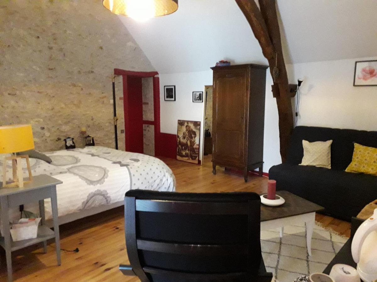 Les Hirondelles Bed & Breakfast Onzain Exterior foto